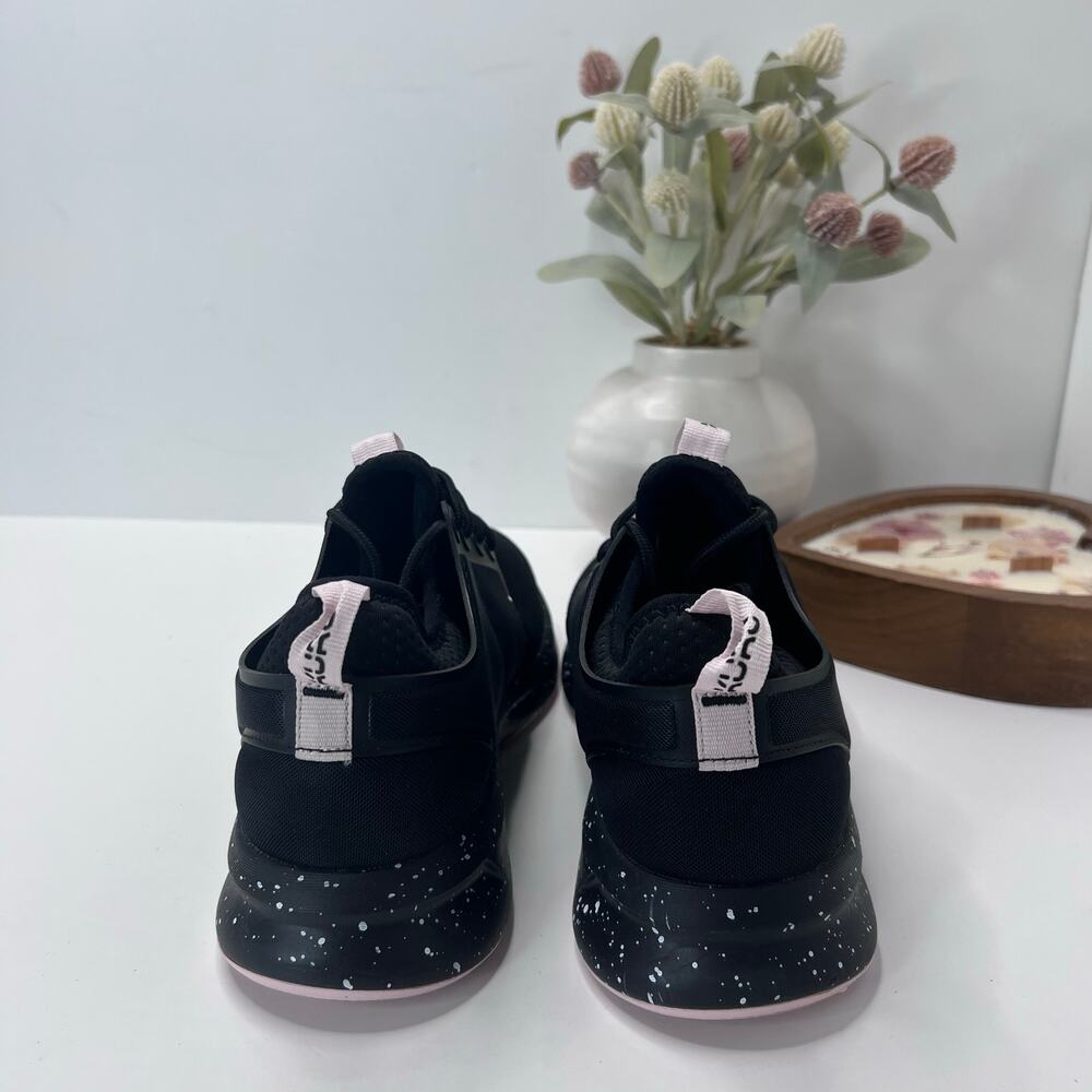 Kuru Atom Walking Comfort Sneaker Jet Black/Misty Lilac Women 10.5M Tried On